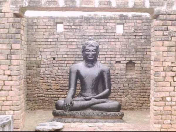 Excavations Nalanda university 